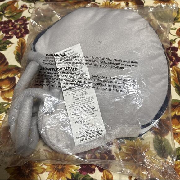 NFL Dallas Cowboys Gray/Silver Football Helmet Plush Pillow Throw 12” New/Sealed - Picture 2 of 6